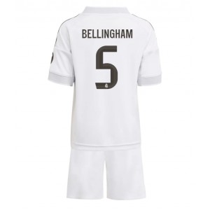 Real Madrid Jude Bellingham #5 Jalkapallovaatteet Lasten Kotipeliasu 2025-26 Lyhythihainen (+ Lyhyet housut)